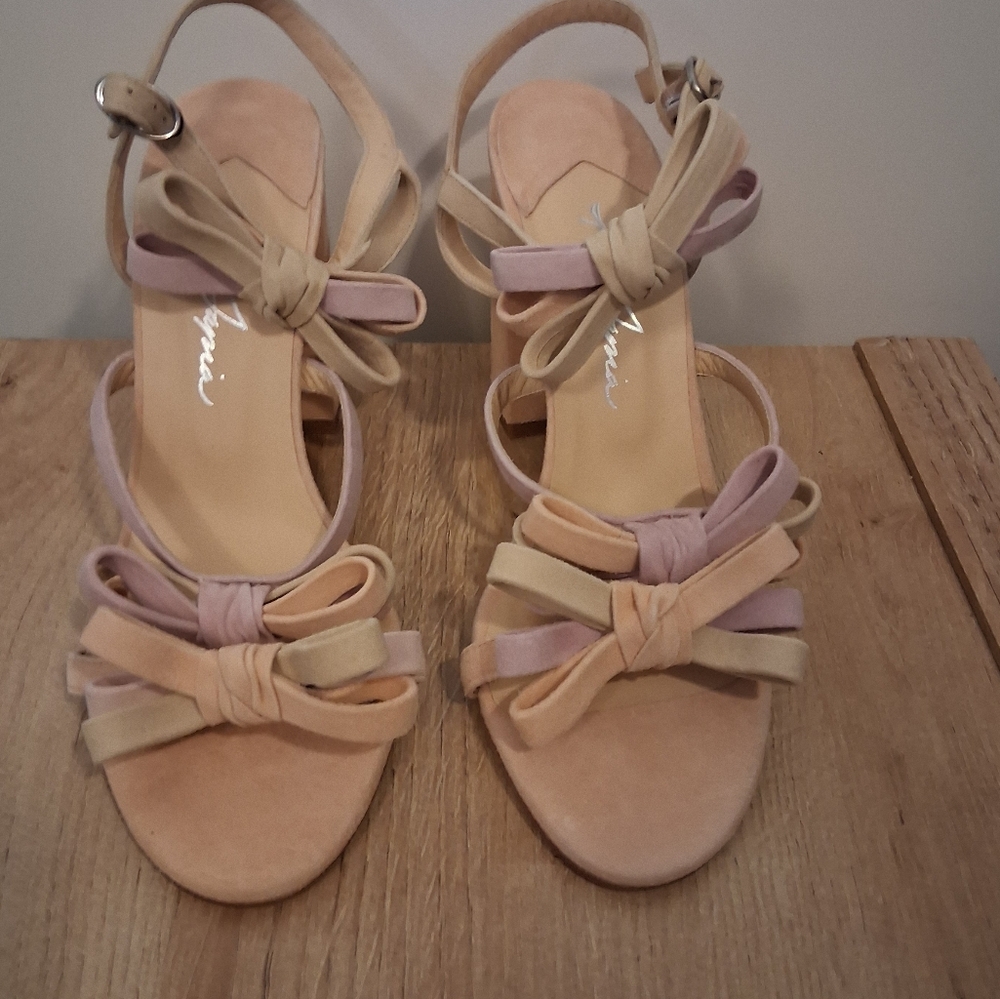 Isa Tapia Suede Pastel Bows Sandals Heels Eur Size 39 - Picture 2 of 6